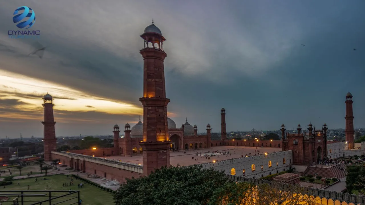 Badshahi Mosque