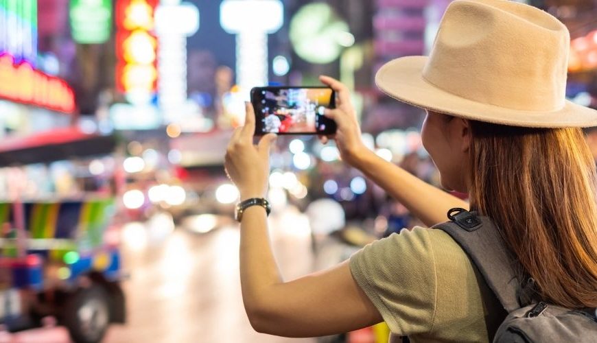 Thai Girl Mobile Picture